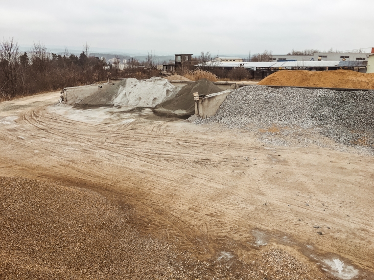 Prodej štěrků, písků a komodit